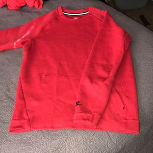 Men’s Nike crew neck